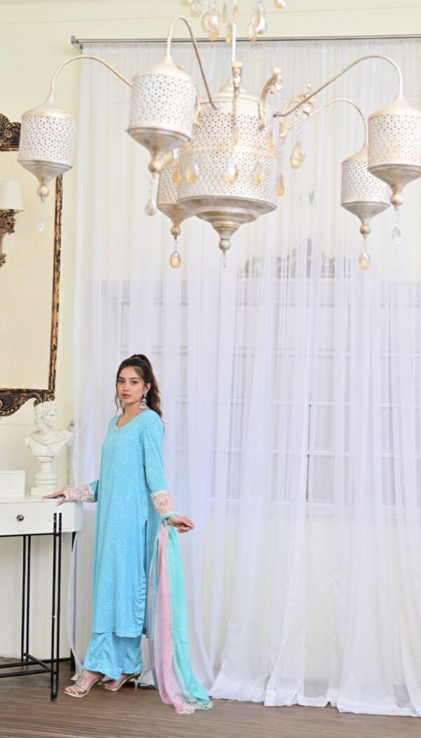 Sky Blue Elegant 3-Piece
